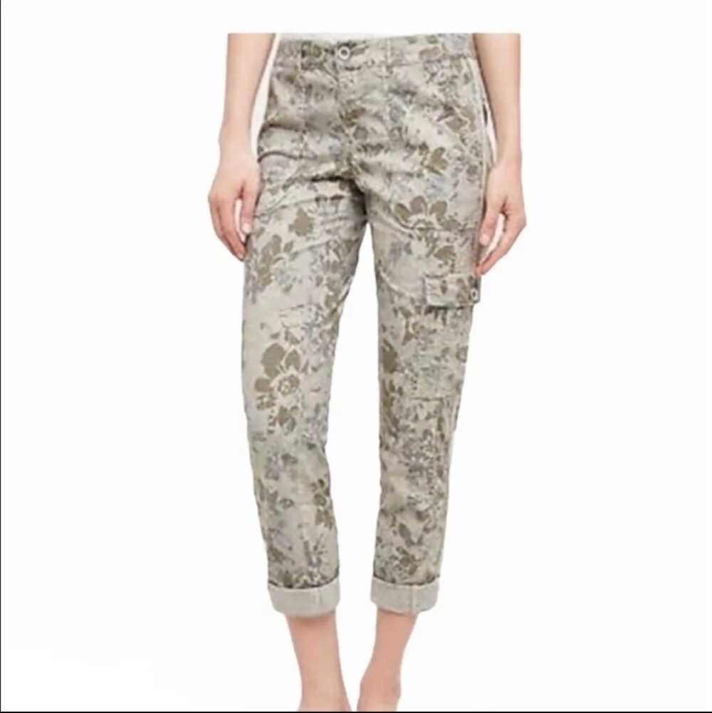 ANTHROPOLOGIE HEI HEI Floral Cropped Cargo Pants size 4